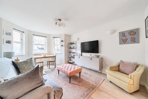 2 bedroom flat for sale, Sydenham Road, Guildford, GU1