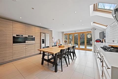 7 bedroom terraced house for sale, Batoum Gardens, London W6