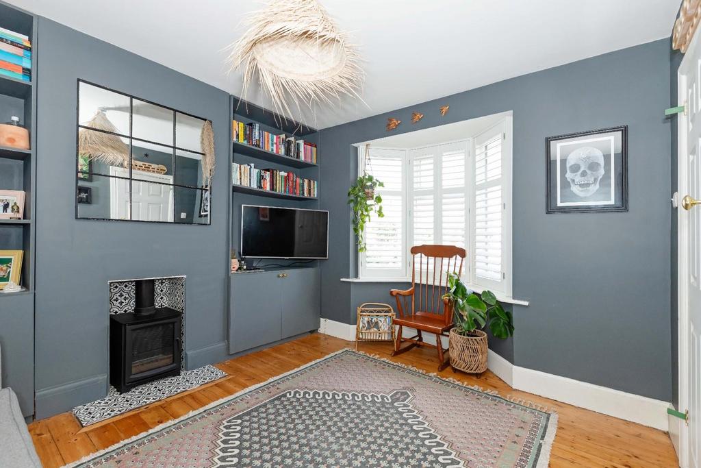 5 Myrtle Crescent 25.JPG