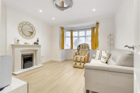 3 bedroom semi-detached house for sale, Heddon Court Avenue, Barnet EN4
