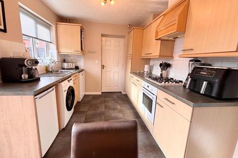 3 bedroom end of terrace house for sale, Farmers Close, Wootton Fields, Northampton NN4