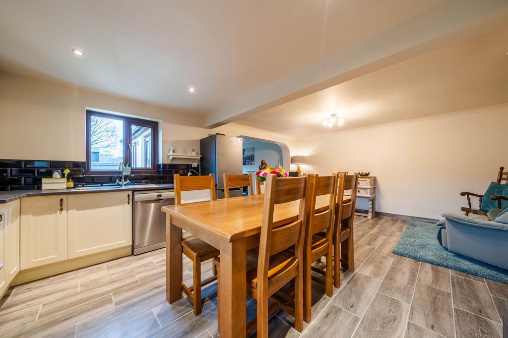 Kitchen diner