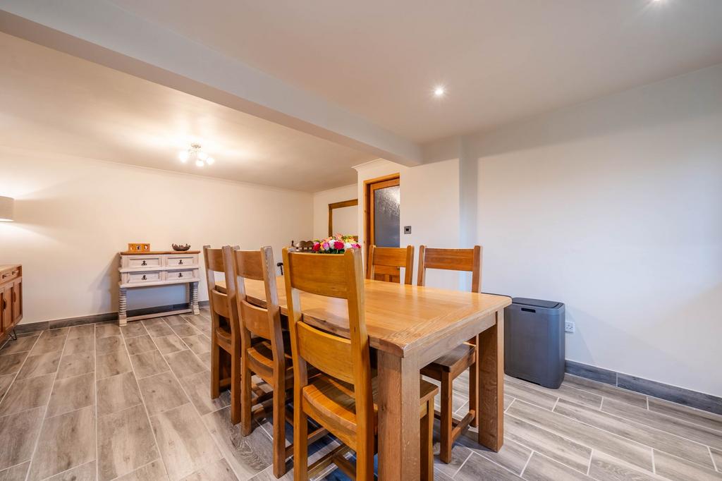 Kitchen diner