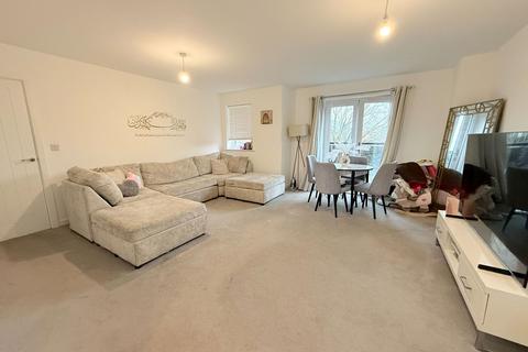 2 bedroom flat for sale, Aston Avenue, Shirley