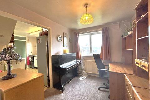 3 bedroom terraced house for sale, Webb Rise, Stevenage