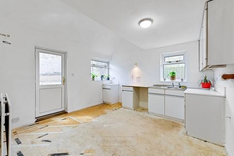 31 Arncliffe Drive, Heelands, Milton Keynes, MK13 7LE