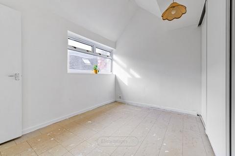 31 Arncliffe Drive, Heelands, Milton Keynes, MK13 7LE