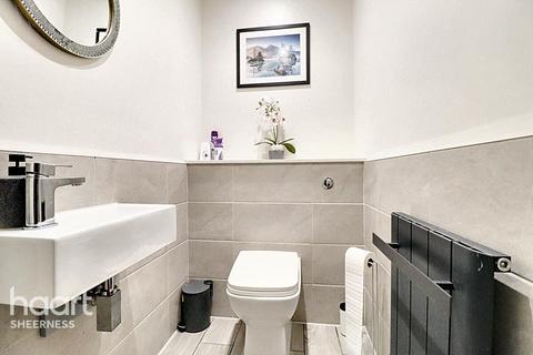18 Commodores Close, Minster On Sea, Sheerness, ME12 3UU