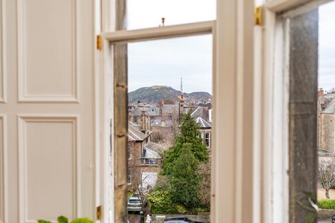 15/6 Comiston Terrace, Edinburgh, EH10 6AJ