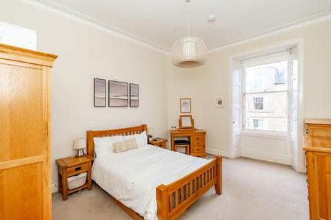 15/6 Comiston Terrace, Edinburgh, EH10 6AJ