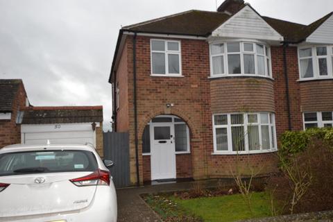 3 bedroom house to rent, Uplands Road, Oadby