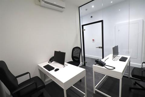 Office to rent, Golders Green Road, London