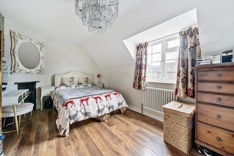 8 Breech Lane, Walton On The Hill, Tadworth, KT20 7SN