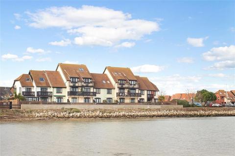 3 bedroom townhouse for sale, Shamrock Way, Hythe Marina