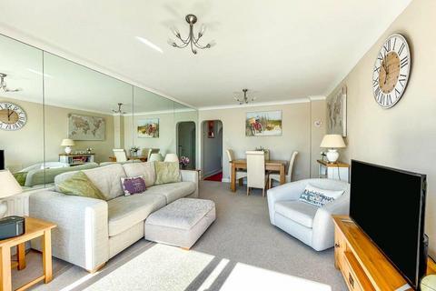 3 bedroom townhouse for sale, Shamrock Way, Hythe Marina