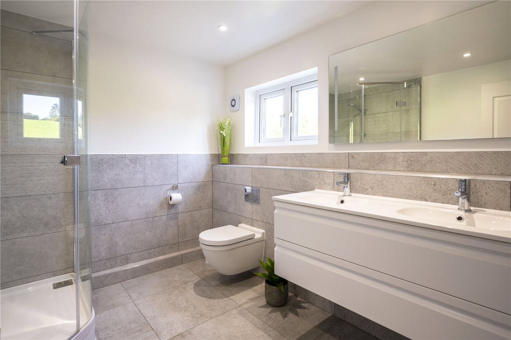 Family Shower Room