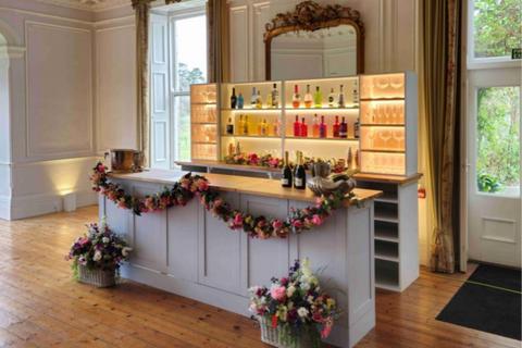 Bar and nightclub for sale, Mobile Bars Business Located Near Truro