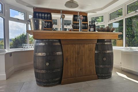 Bar and nightclub for sale, Mobile Bars Business Located Near Truro