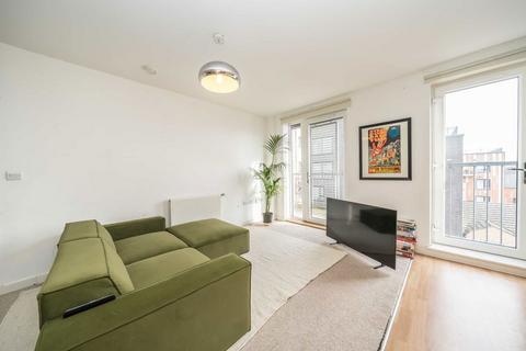 2 bedroom flat to rent, Collent Street, London E9