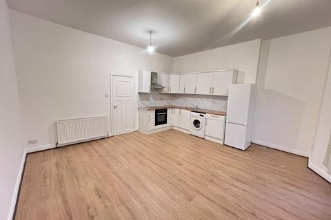 2 bedroom flat to rent, West End Lane, London NW6