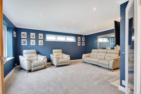 4 bedroom detached house for sale, The Drove Way, Istead Rise, Gravesend, Kent, DA13