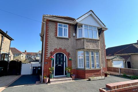 86 Balmoral Road, Morecambe, LA4 4JR
