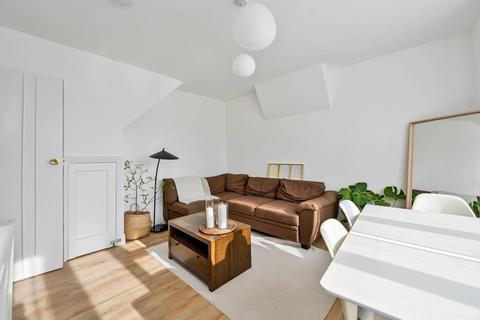 4 bedroom flat for sale, Malden Way, New Malden, KT3