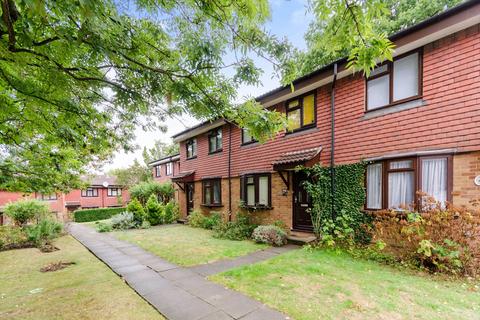 18 Conifer Gardens, Sutton, SM1 3JT