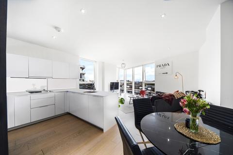 2 bedroom apartment for sale, River Gardens Walk Greenwich SE10