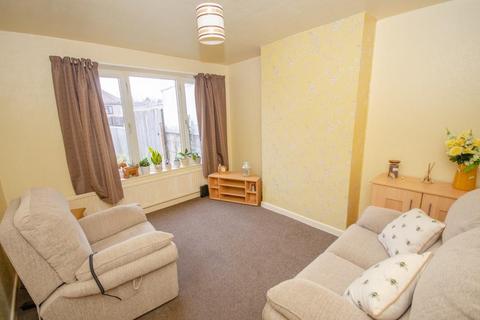 3 bedroom semi-detached house for sale, Eastleigh Close, Staple Hill, Bristol, BS16 4SG