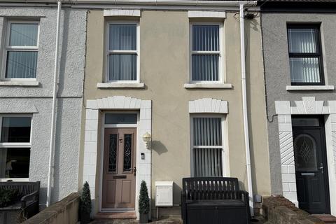 2 bedroom terraced house for sale, Hendre Road, Llangennech, Llanelli