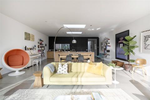 4 bedroom detached house for sale, Orchard Place, London, W4