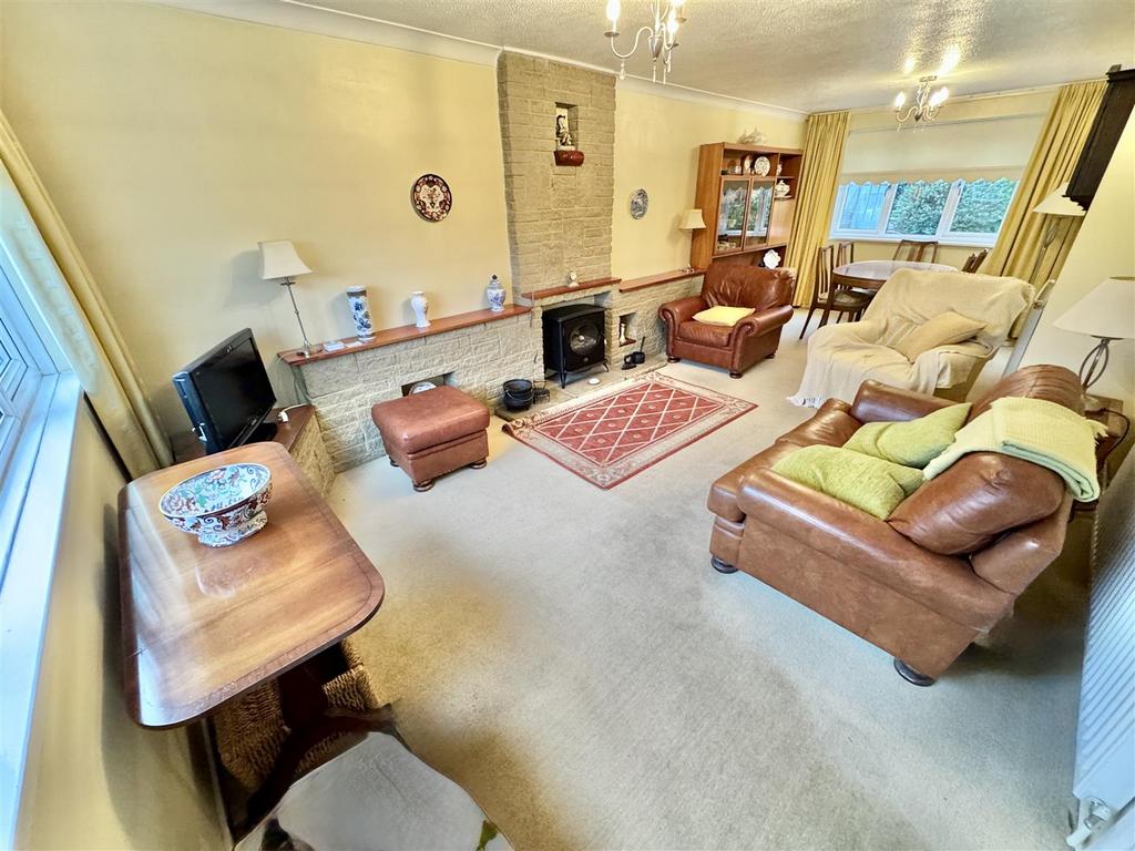 Living/dining room