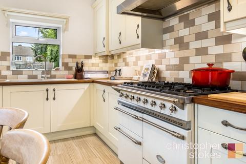 3 bedroom terraced house for sale, Turners Hill, Cheshunt, Waltham Cross, Hertfordshire, EN8 9DD