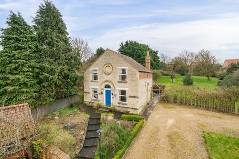 2 bedroom detached house for sale, Station Road, Corby Glen, Grantham, Lincolnshire, NG33