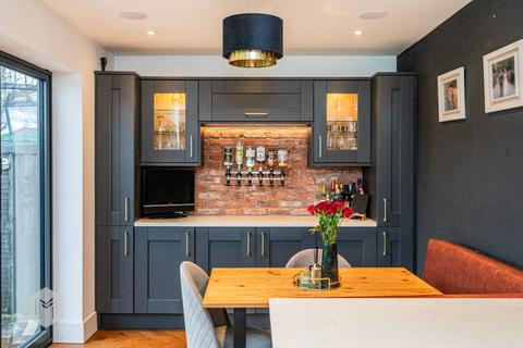 22 Deacons Crescent, Tottington, Bury, BL8 3DW