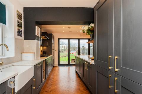 22 Deacons Crescent, Tottington, Bury, BL8 3DW