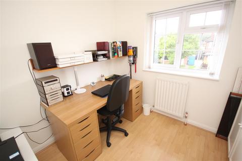 15 Branston Crescent, Petts Wood, Orpington, BR5 1HA