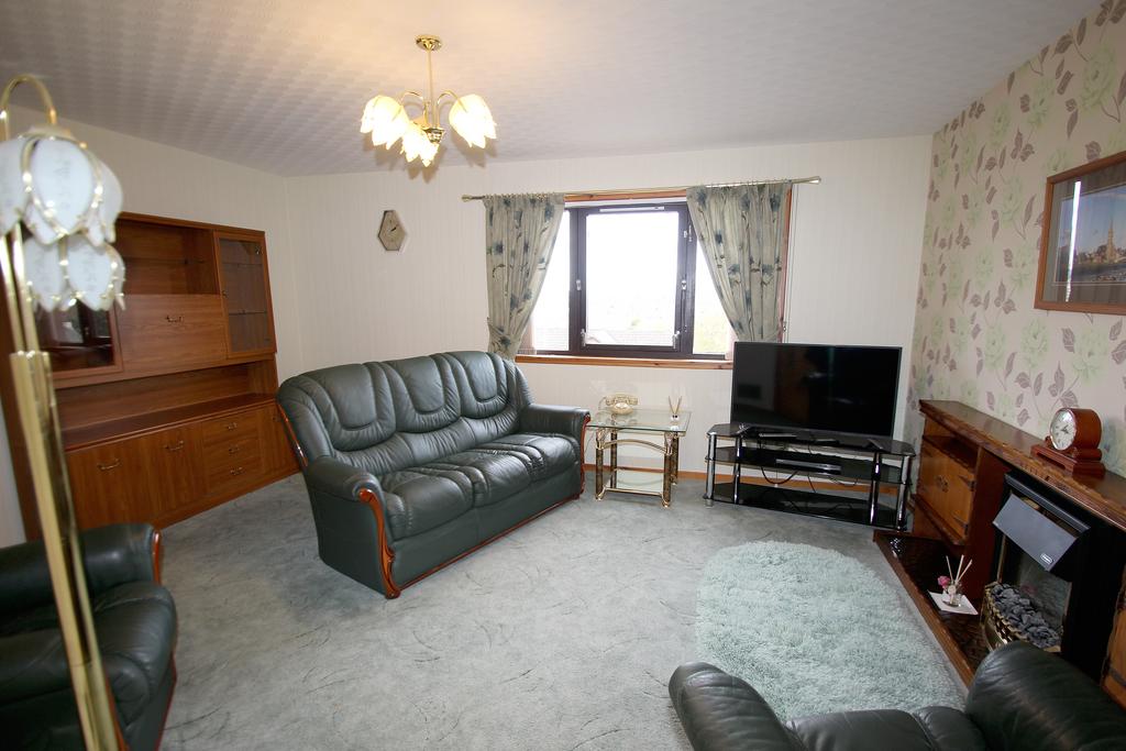 Lounge 2