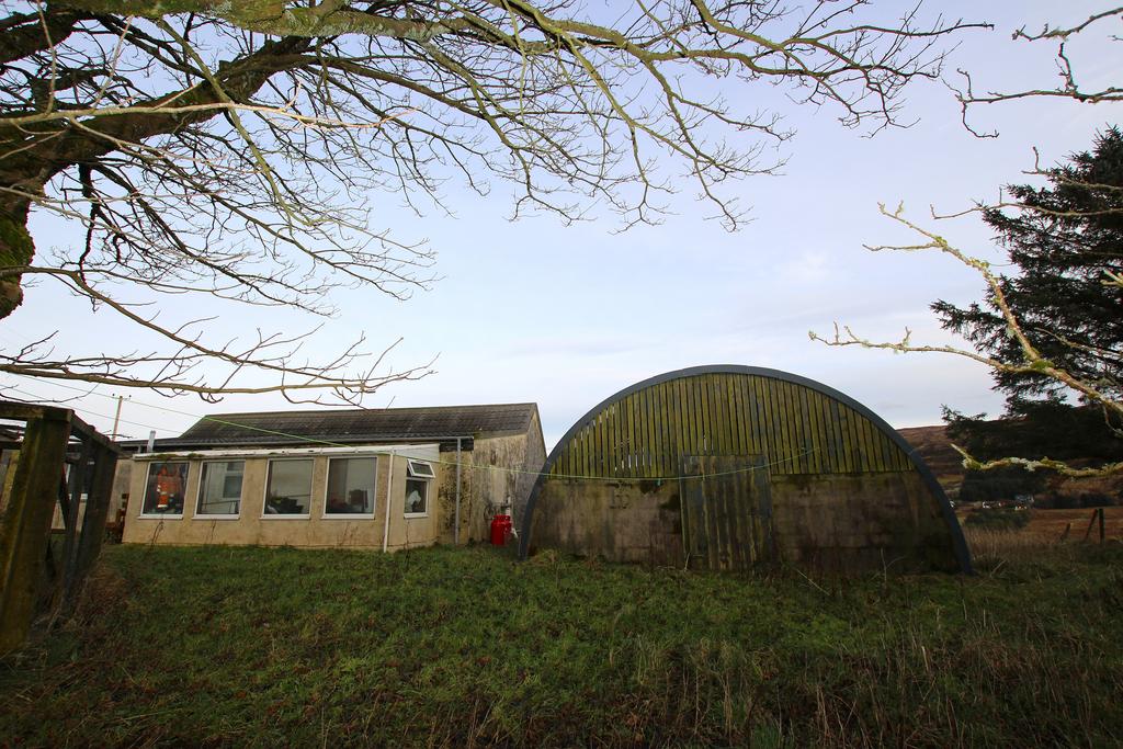 Exterior 2