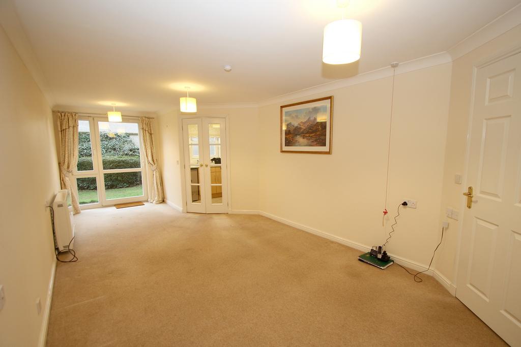 Lounge 1