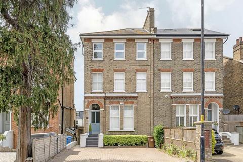 2 bedroom flat for sale, Underhill Road, London SE22