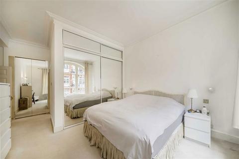 3 bedroom flat to rent, Basil Street, London SW3