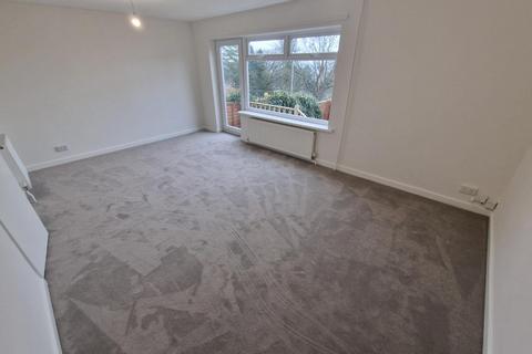 3 bedroom terraced house to rent, Uppercliff Drive, Penarth