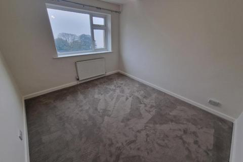 3 bedroom terraced house to rent, Uppercliff Drive, Penarth