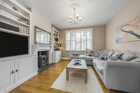 45 Railway Road, Teddington, TW11 8SD