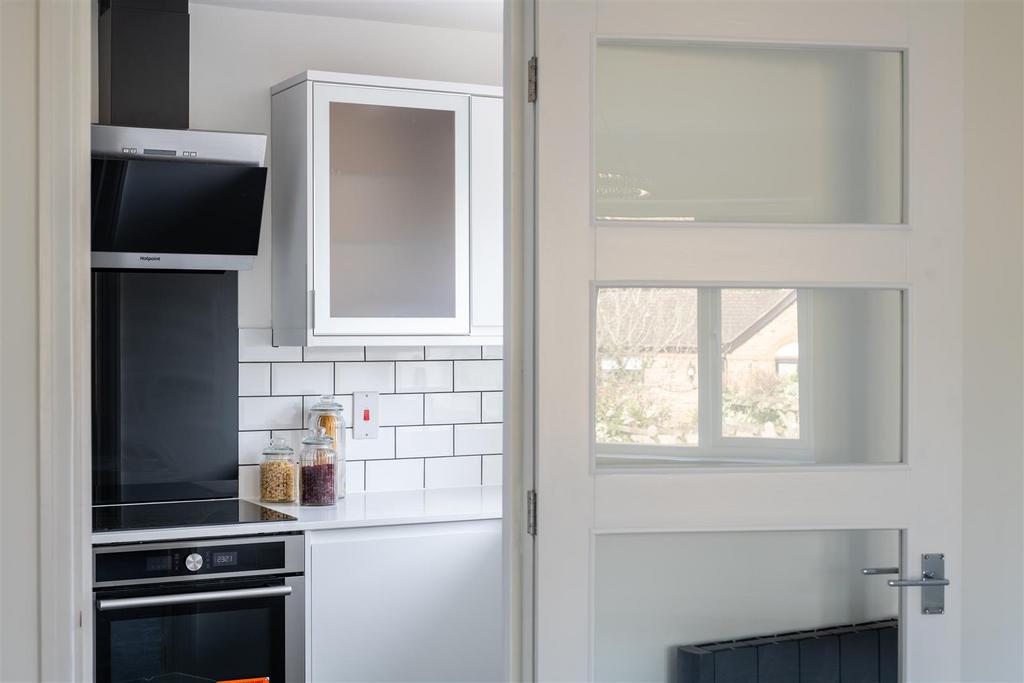 Flat 15 Brooklands Court internals-11.jpg