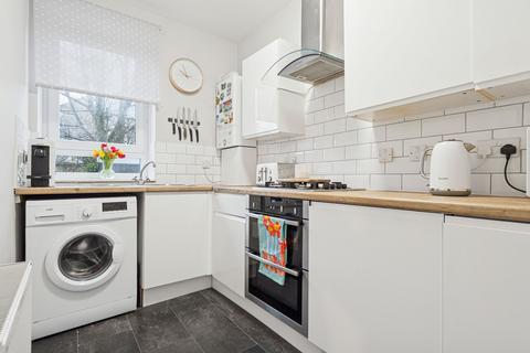 80/2 Craigentinny Road, Edinburgh, EH7 6ND