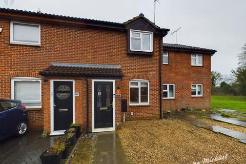 2 bedroom terraced house for sale, Grasslands, Aylesbury, Buckinghamshire