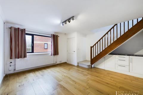 8 Beethoven Road, Basingstoke, RG22 4BP